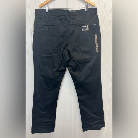 NWT Volcom Frickin Skate Chino Black‎ Sz 36” - Picture 1 of 9